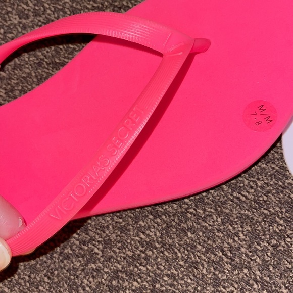 VS Angel hot pink flip flops💖 - Picture 5 of 6